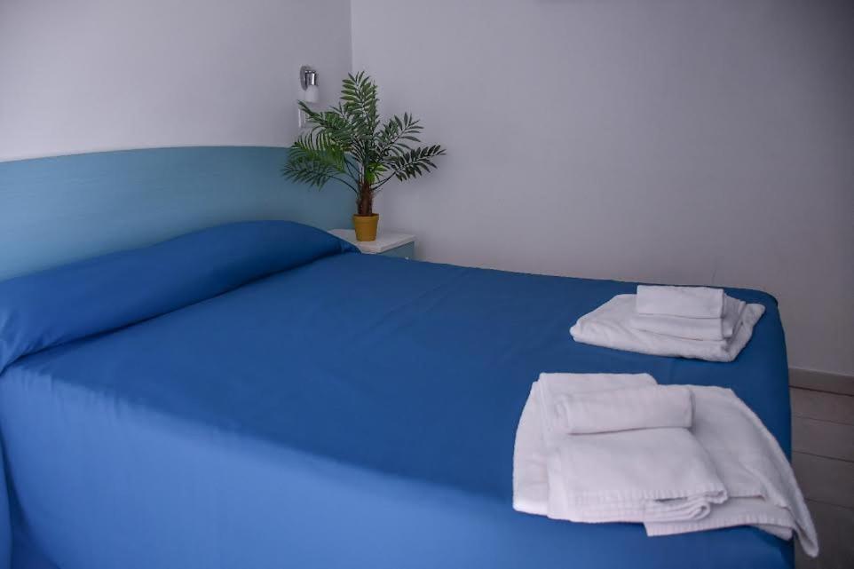 Vela Club Hotel & Appartamenti Rodi Garganico Extérieur photo
